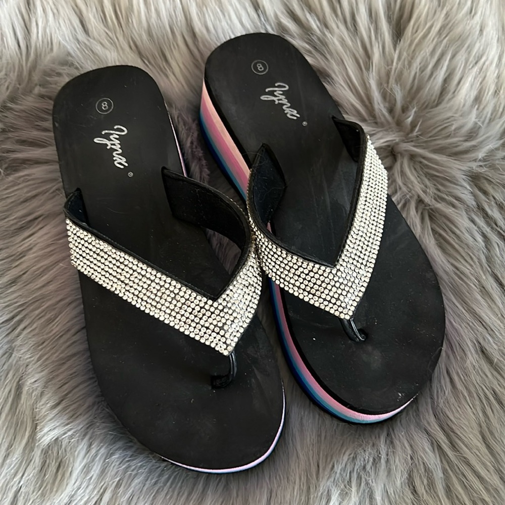 EUC Jynx Bedazzled Rainbow Platform Sandals sz 8